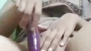 Bangla desi girl try long brinjal into tight pussy, indian larki ka sex video, xx hot deshi women fucked herself dick