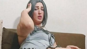 Sexy show arab shemale