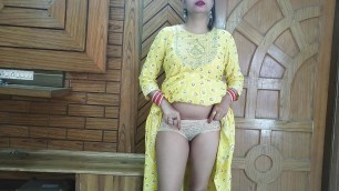 Gorgeous Malkin Nokar XXX sex with ovum and farting with clear hindi roleplay saarabhabhi6