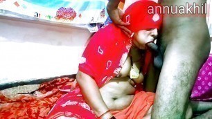 Indian desi bhabhi chitting with huby bhabhi ne apne dever se chudwaya clear Hindi vioce