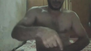 IRAQUI SE PONE MUY CAXONDO Y SE PAJEA VIENDO MI CULO JUGANDO EN LA CAM GAY