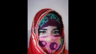 Hindu Brahmin Girl Wears Burka and says she will become Muslim