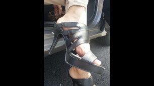 Mature Indian Feet in Heels