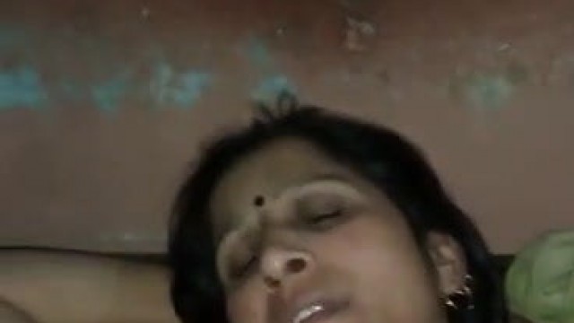 Indian aunty fucked with secret lover in her home