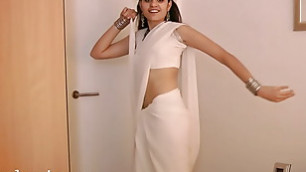 Indian Beautiful Teen Babe Jasmine Striptease and Fingering In White Desi Sari - Full Hindi