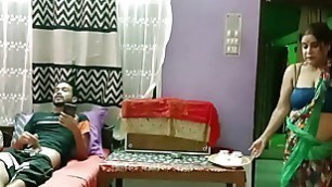 Indian hot XXX teen sex with beautiful aunty! with clear hindi audio